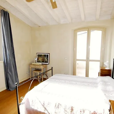 Apartman Mansarda Della Robbia Reggio Emilia